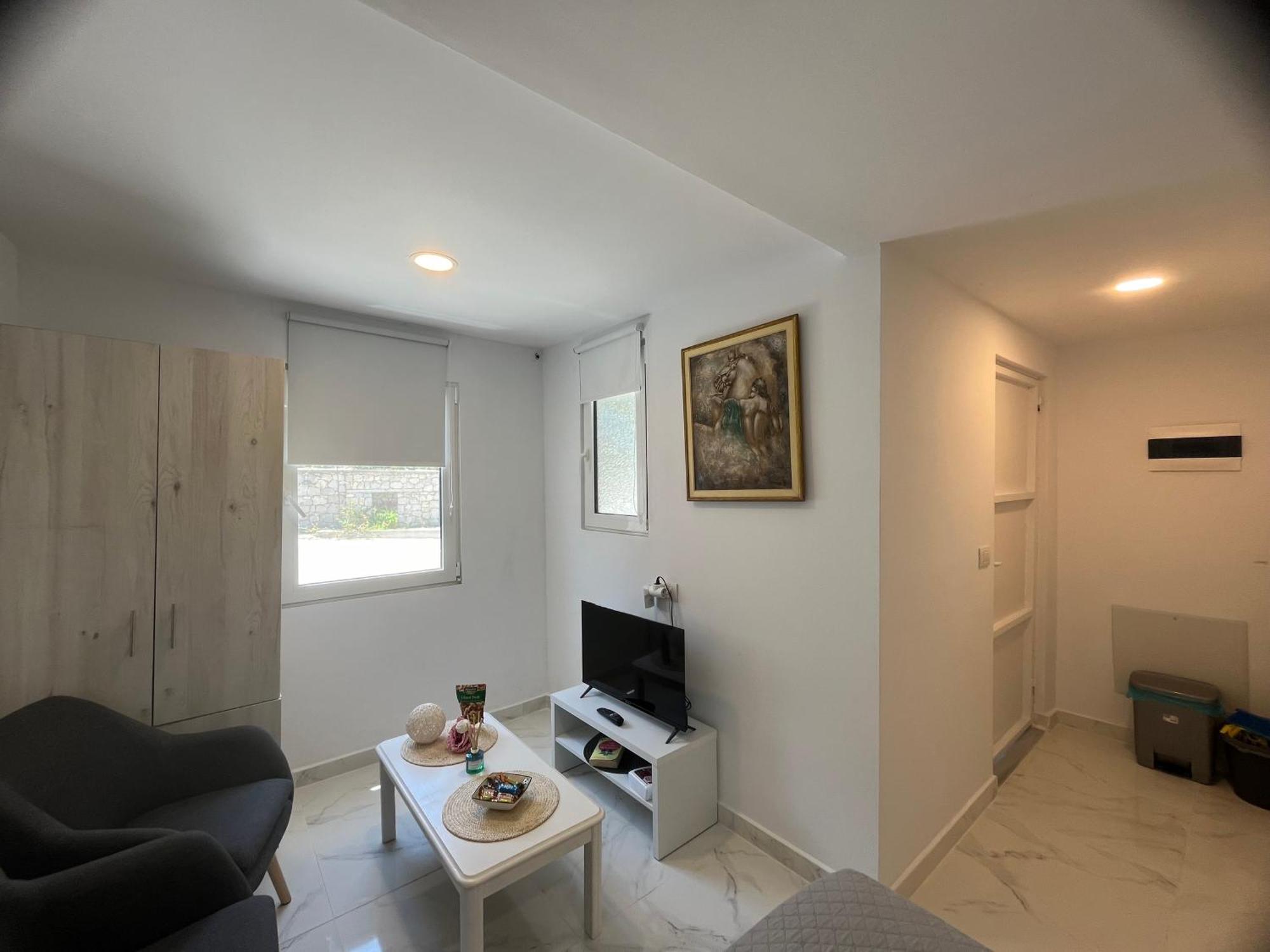 Apartment Divina